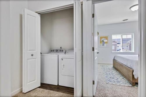 Charming Centrally Located Boise Meridian Townhome