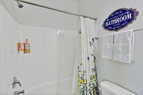Charming Centrally Located Boise Meridian Townhome