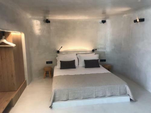 Naxea Villas, Seaside Luxury