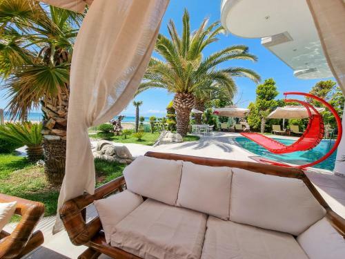 Villa Olympus On The Beach