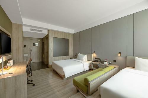 Atour Hotel Xian Greater Wild Goose Pagoda
