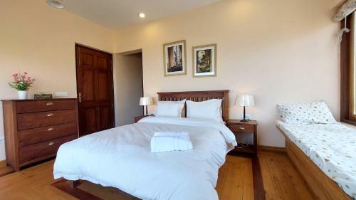 Hostie Chirping Chidiya, 3+1 Bhk Chalet's, Hartola