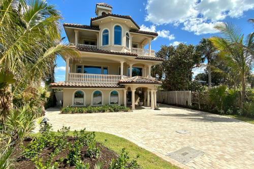 Villa De La Mar At Casey Key