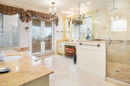 Villa De La Mar At Casey Key