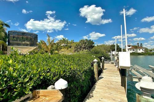 Villa De La Mar At Casey Key