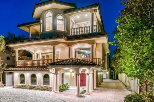 Villa De La Mar At Casey Key