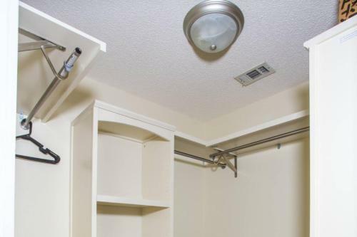 2165 Punham Court Navarre