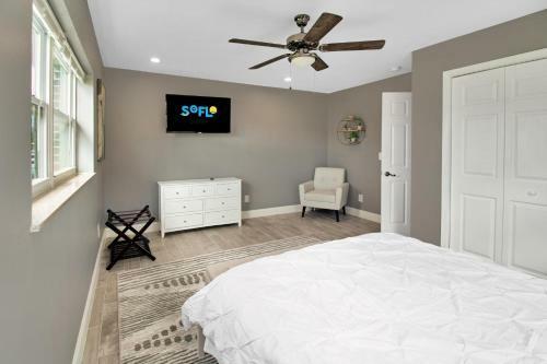Stylish 3br Oasis Close To Pga Mets Club Med