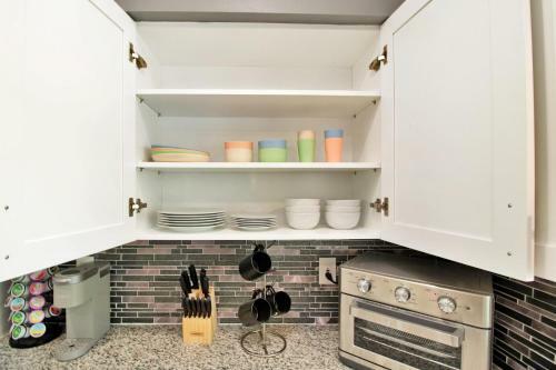 Stylish 3br Oasis Close To Pga Mets Club Med