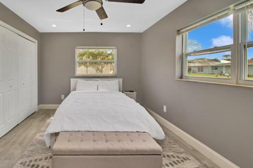 Stylish 3br Oasis Close To Pga Mets Club Med