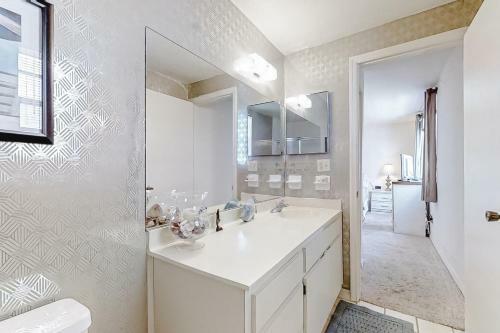 Redington Place 201
