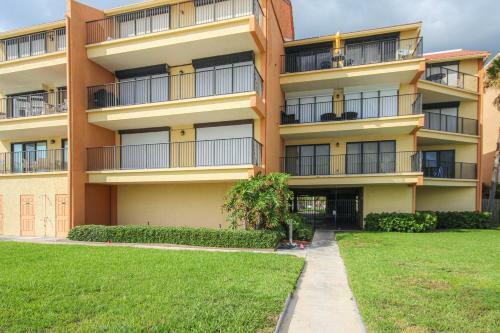 Redington Place 201