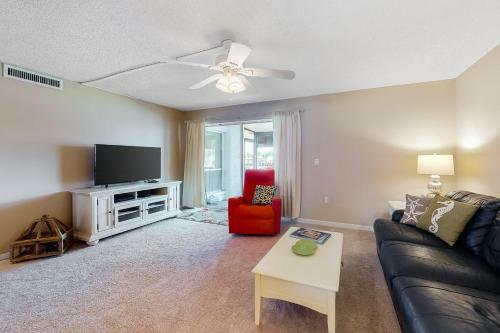 Madeira Beach Yacht Club 329a