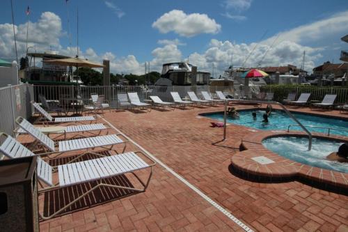 Madeira Bay Resort 306