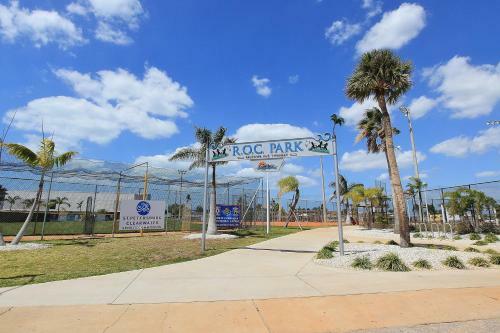 Madeira Beach Yacht Club 329b