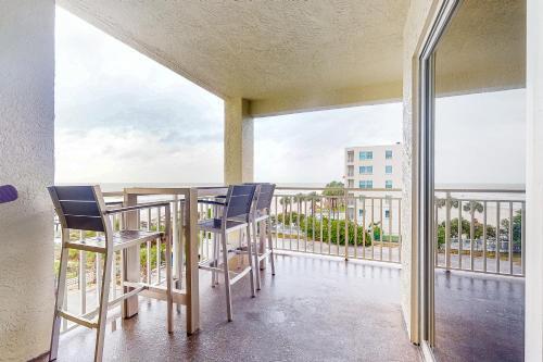 Anglers Cove 306