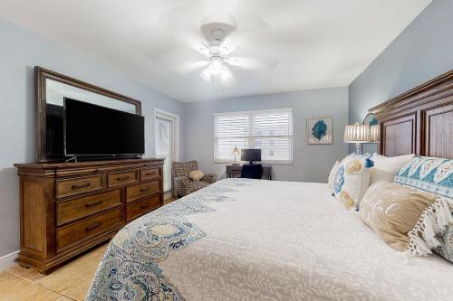 Anglers Cove 306