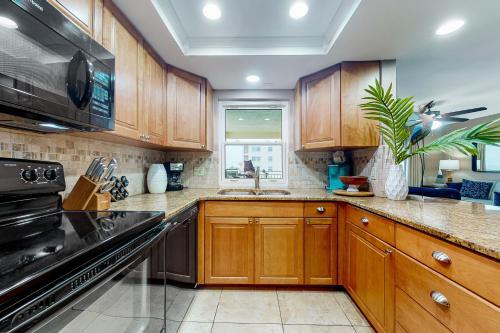 Anglers Cove 306