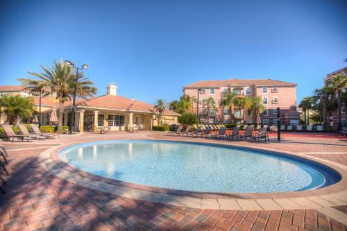 Updated Vista Cay Townhome, 10 Min From Universal