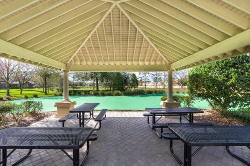 Spacious Home Wprivate Poolspa & Free Waterpark