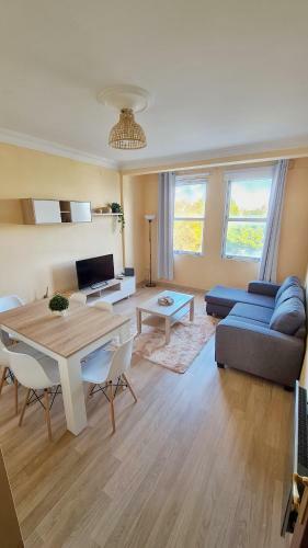 Apartamento Piso C�ntrico Ferrol ( 2� Planta )
