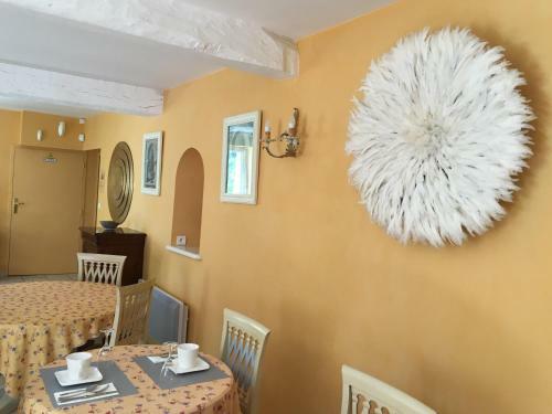 Hotel La Bastide Des Monges
