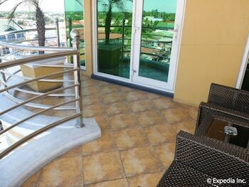 Apartamentos Fields Plaza Suites