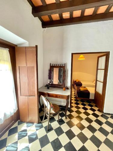Gatu La Casona De 1900
