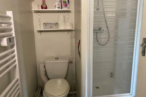 Apartamento Bright Duplex 30 M With Wifi - Downtown