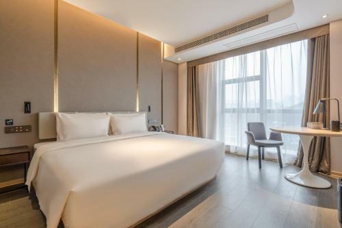 Atour Hotel Yixing Middle Yangquan Road