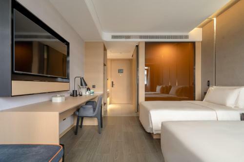 Atour Hotel Yixing Middle Yangquan Road