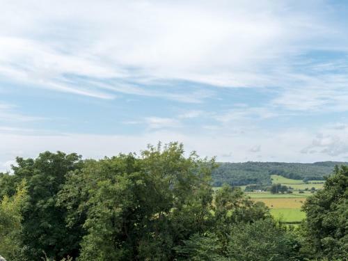 Pass The Keys Farrers View - Stylish Split Level Home In Levens Village