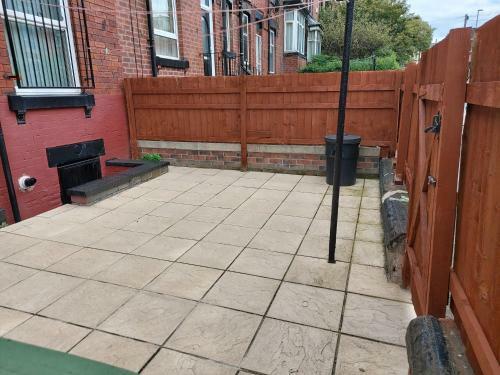 Spacious Two Bedroom House, Parking And Wifi