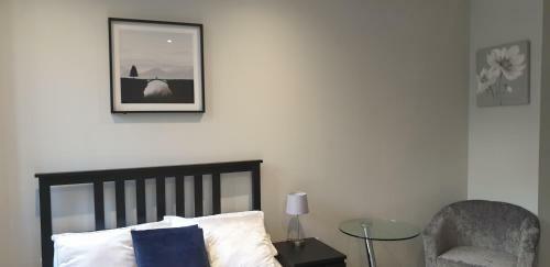 Lovely Studio Apartment In Maidstone, Tower Rising