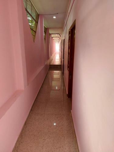 Hotel V.s Residency