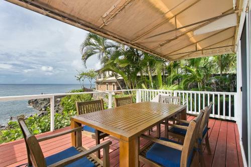 Waimea Point Oceanfront House - (with Air Conditioning)