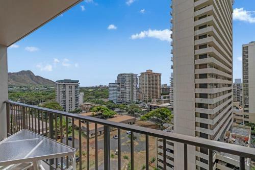 Waikiki Sunset Suite 1212 - Fp Home
