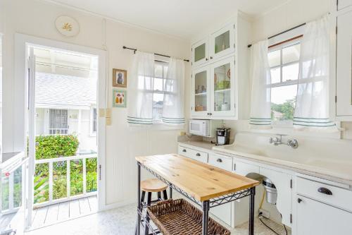 Garden Cottage A & B