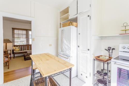 Garden Cottage A & B