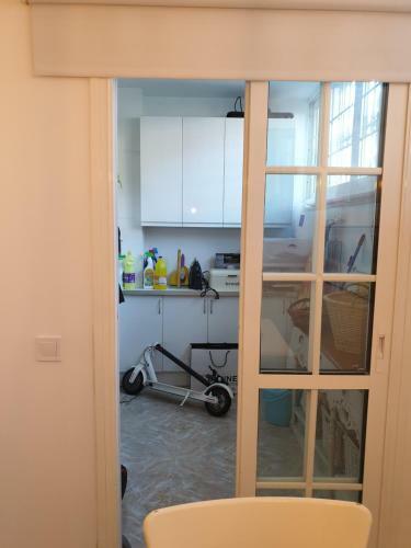 Modern High Spec Three Bedroom Duplex Apartment