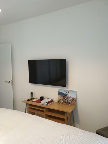 Modern High Spec Three Bedroom Duplex Apartment