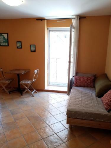 Hostal La Villa Rosace