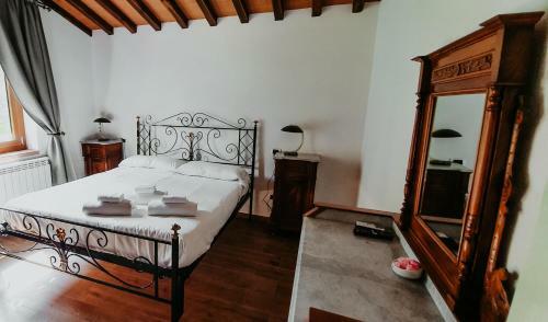 Gattaia Apartments With Swimming Pool