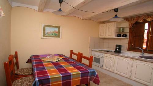Casa Amarilla