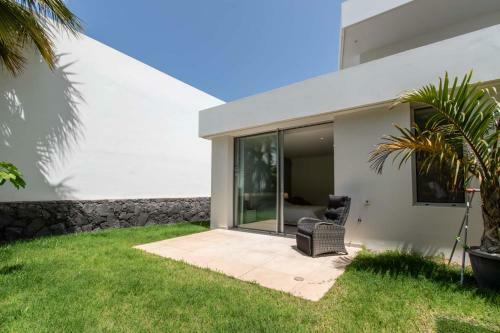 Villa Josefa With Private Heated Pool And Lake Views