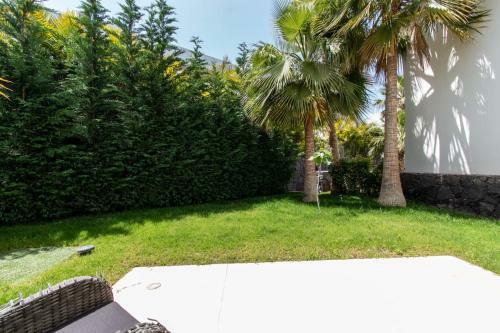 Villa Josefa With Private Heated Pool And Lake Views