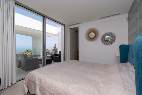 Villa Josefa With Private Heated Pool And Lake Views