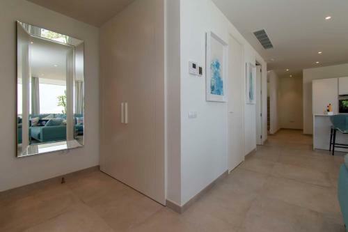 Villa Josefa With Private Heated Pool And Lake Views