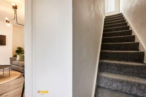 Host Liverpool Peaceful Family Getaway Pets Welcome Parking