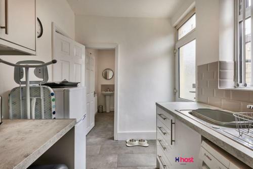 Host Liverpool Peaceful Family Getaway Pets Welcome Parking